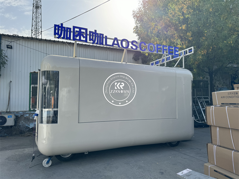 フードトラック多機能フル装備キッチン タコス・BBQ・ピザ販 - Street Food Snacks のレビューと価格