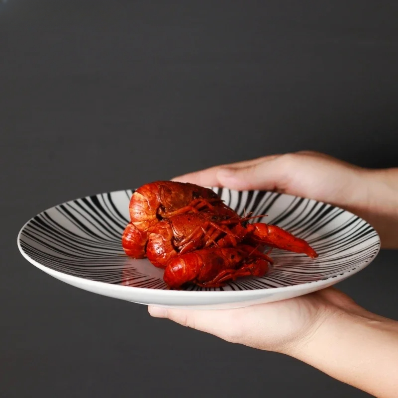 セラミックブラックホワイトストライプ食器点心スナック洋食プレ - Food Snacks That Are Black のレビューと価格
