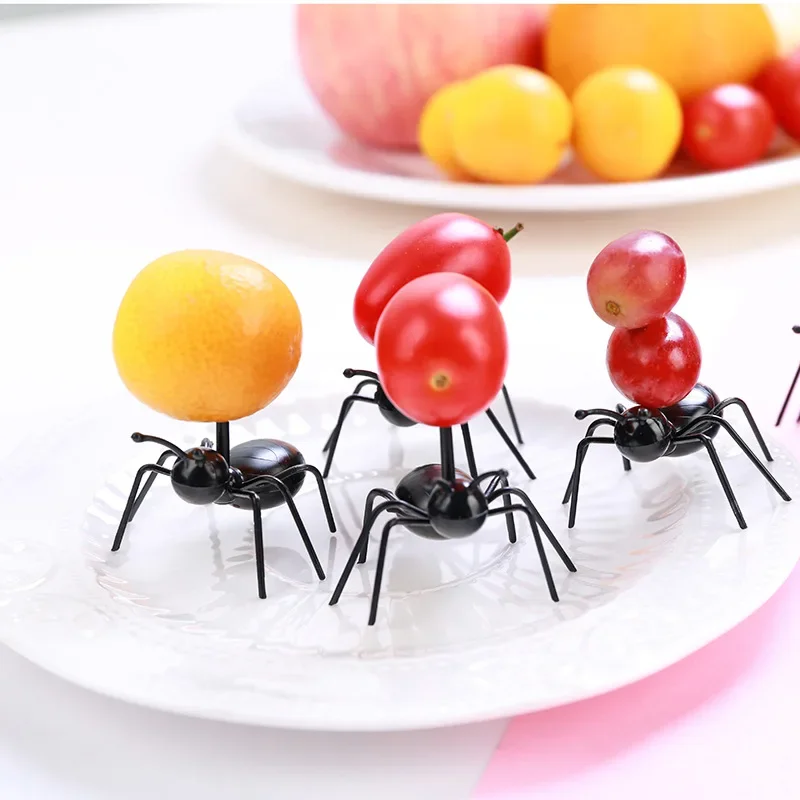 112 ピース/セット黒アリつまようじフルーツフォークケーキ - Food Snacks That Are Black のレビューと価格