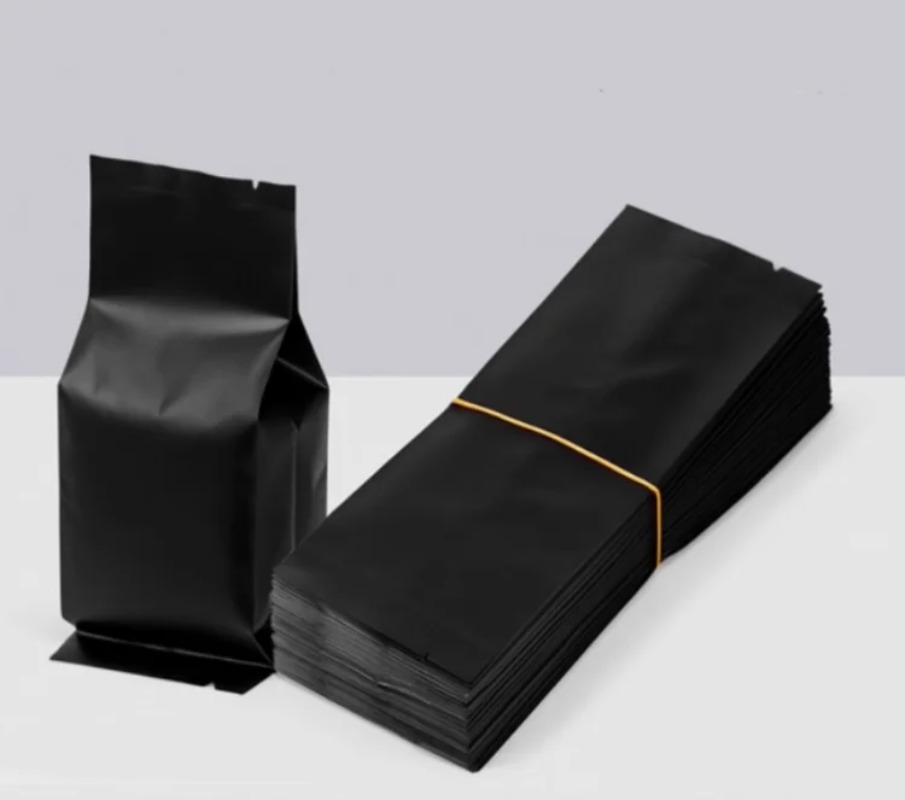 100枚入り オープン トップ マットブラック アルミ箔袋  - Food Snacks That Are Black のレビューと価格